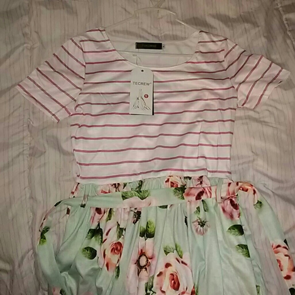 New Floral Maxi Dress